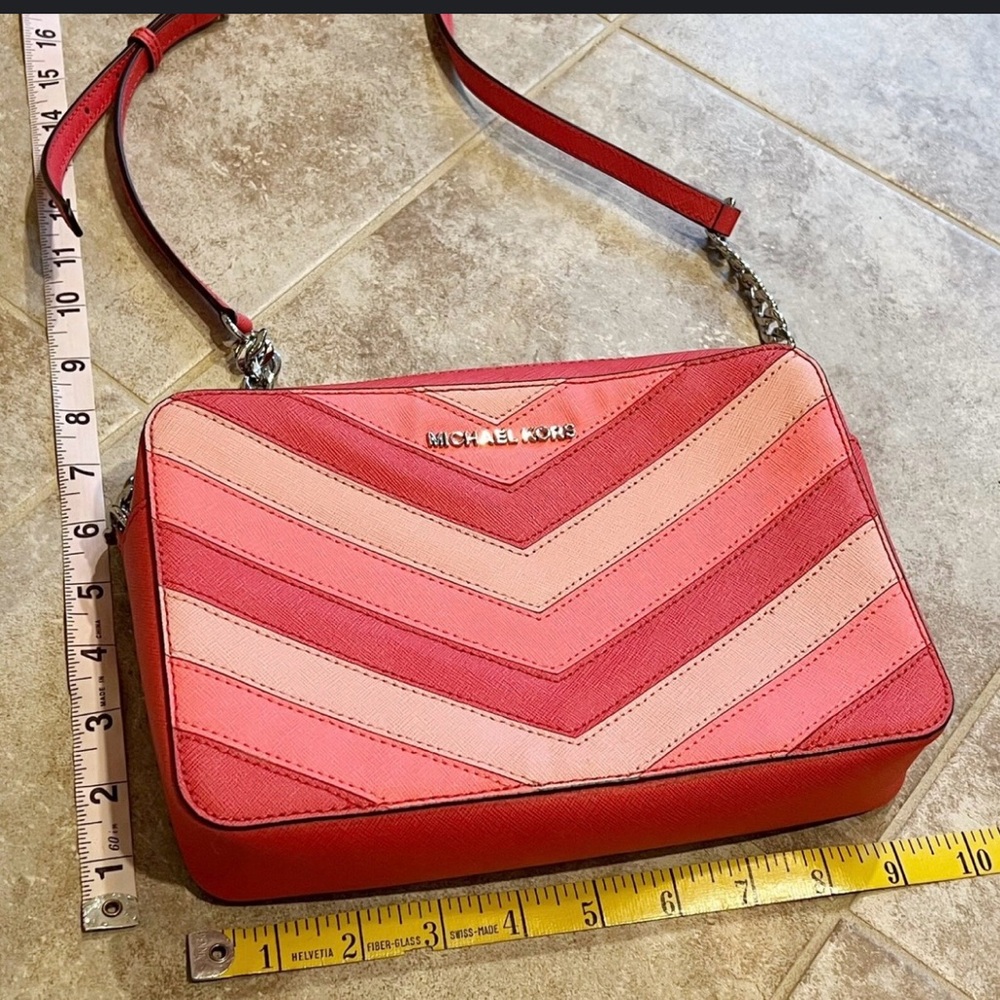 Michael Kors Coral and Light Red Crossbody‎ Bag with Chevron Design - Picture 12 of 12